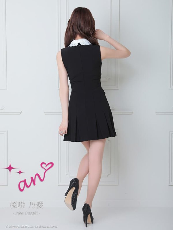 ブラック　モデル：桜咲乃愛　身長：164cm　着用サイズ：Sサイズ