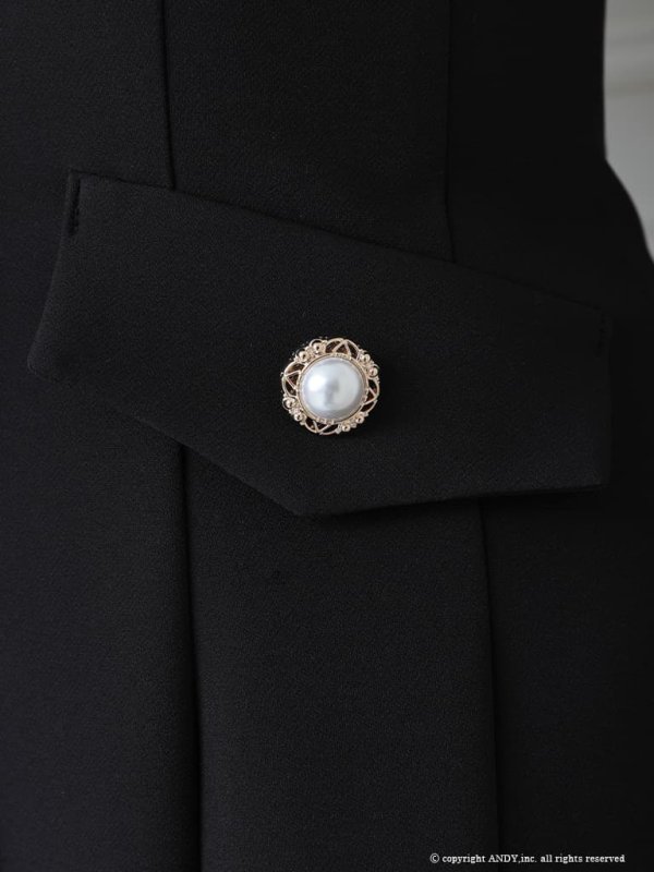 ブラック　モデル：桜咲乃愛　身長：164cm　着用サイズ：Sサイズ