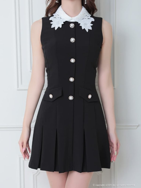 ブラック　モデル：桜咲乃愛　身長：164cm　着用サイズ：Sサイズ