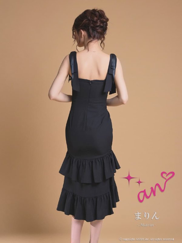 ブラック　モデル：まりん　身長：164cm　着用サイズ：Sサイズ