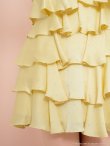 イエロー　モデル：のあ　着用サイズ：Sサイズ