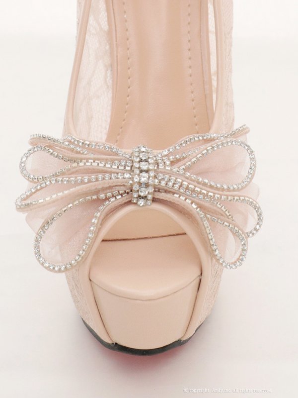 ピンクベージュ