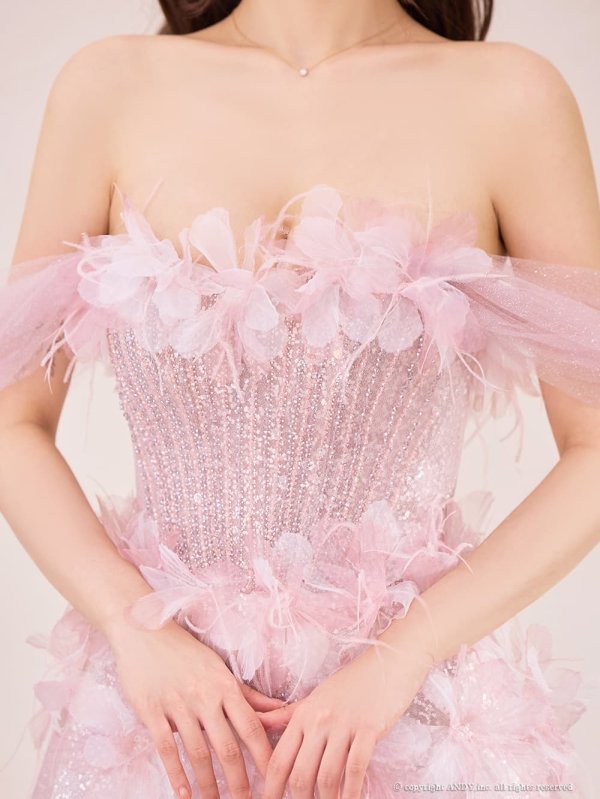 ピンク　モデル：まりん　身長：171cm　着用サイズ：Sサイズ(XS-M)