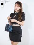 ブラック モデル：三上悠亜　身長：159cm　着用サイズ：Sサイズ