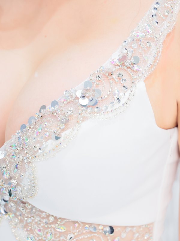 画像17: XSサイズあり【ANGEL R/エンジェルアール】クロスビジューデザイン/ ノースリーブ/ シアー/ タイト/ ミニドレス/ キャバドレス[OF2] (17)