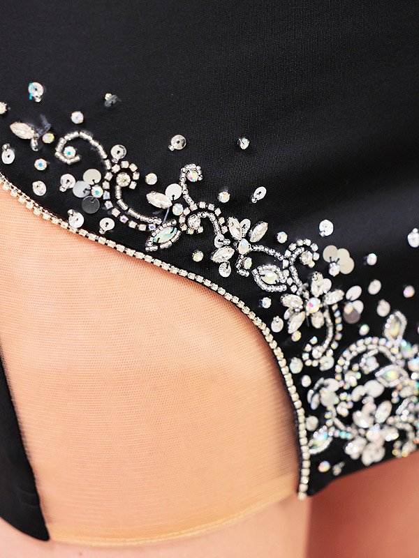 画像12: XSサイズあり【ANGEL R/エンジェルアール】ウエストカットデザイン/ フラワービジュー/ ワンカラー/ キャミソール/ タイト/ ミニドレス/ キャバドレス[OF2] (12)