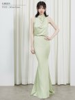グリーン　モデル：南柚子　身長：163cm　着用サイズ：Sサイズ