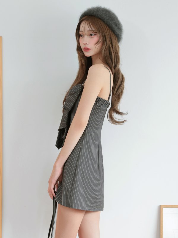 グレー　モデル：るりぴ　身長：165cm　着用サイズ：Sサイズ