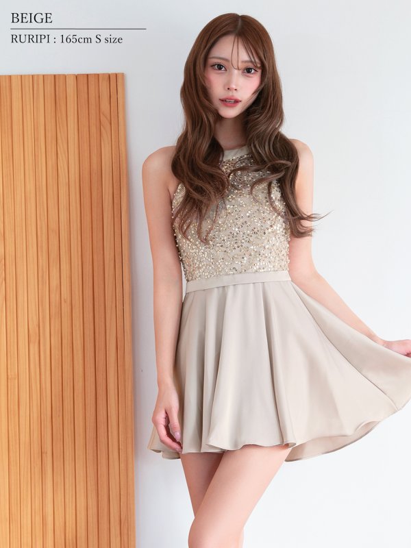 ベージュ　モデル：るりぴ　身長：165cm　着用サイズ：Sサイズ