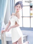 ホワイト モデル：カルア　身長：156cm　着用サイズ：Sサイズ
