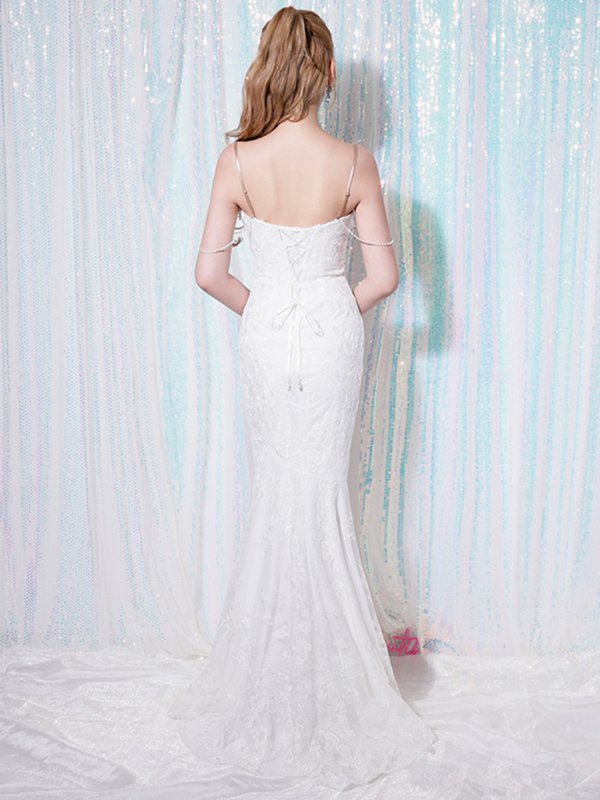 ホワイト モデル:きよみ 身長:158cm 着用サイズ:Sサイズ