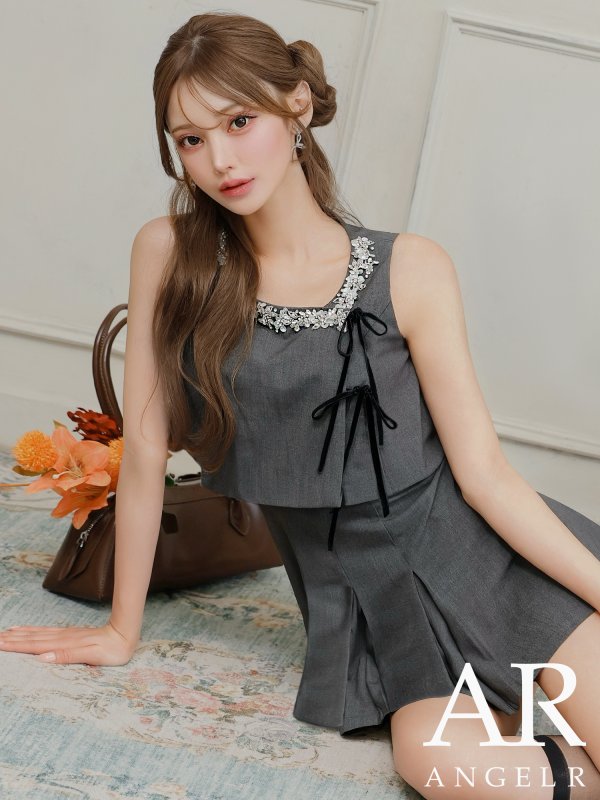 グレー モデル:るりぴ 身長:165cm 着用サイズ:Sサイズ