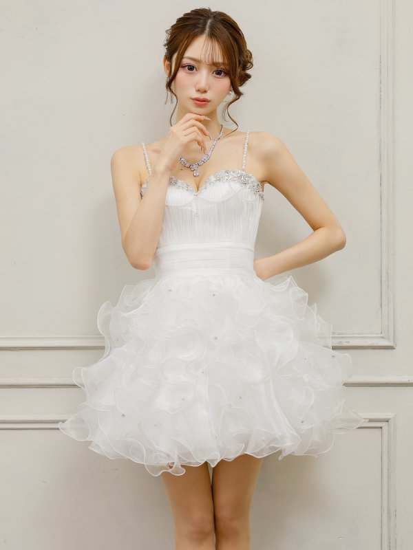 ホワイト　モデル：ひより　身長：152cm　着用サイズ：Fサイズ