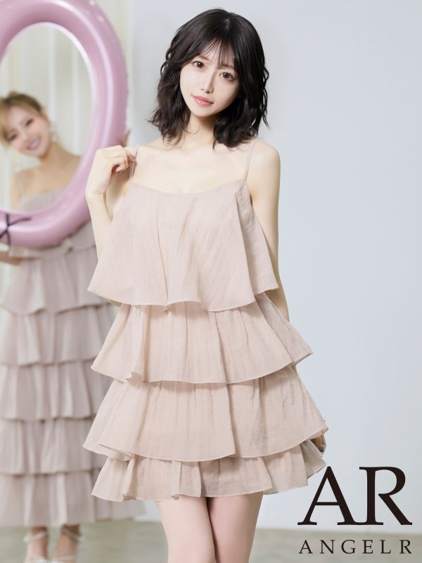 ベージュ　モデル：南柚子　身長：163cm　着用サイズ：Sサイズ