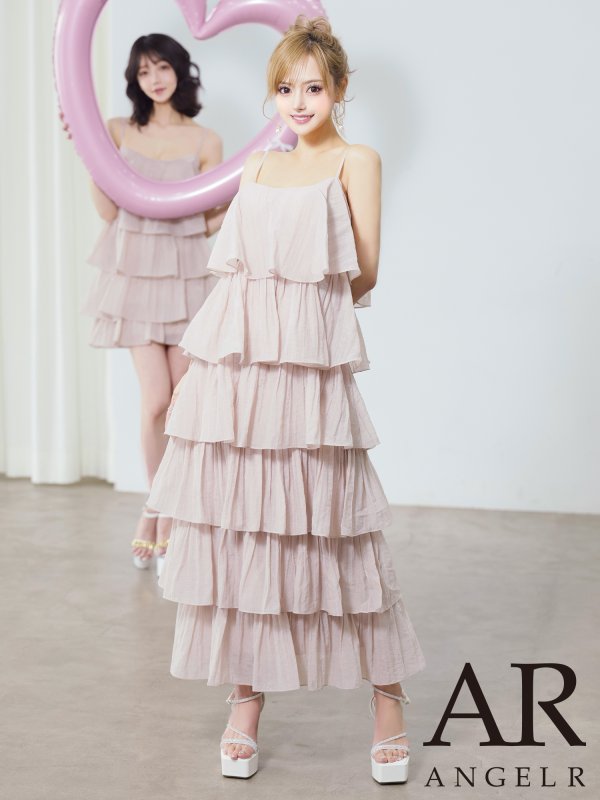 ベージュ　モデル：葉月芽生　身長：157cm　着用サイズ：Sサイズ