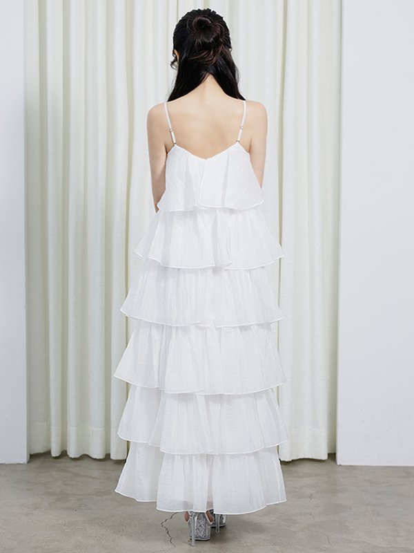 ホワイト　モデル：みゆ　身長：156cm　着用サイズ：Sサイズ