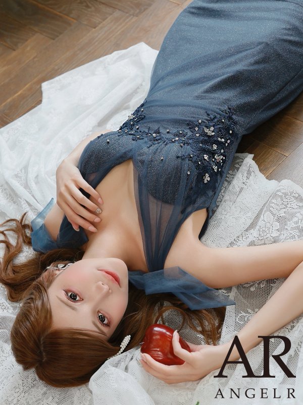 ネイビー モデル：るりぴ　身長：165cm　着用サイズ：Sサイズ