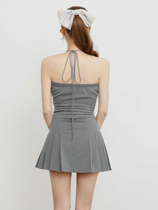 グレー　モデル：りこ　身長：167cm　着用サイズ：Sサイズ