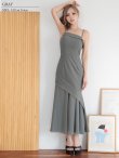 グレー モデル:葉月芽生 身長:157cm 着用サイズ:Sサイズ