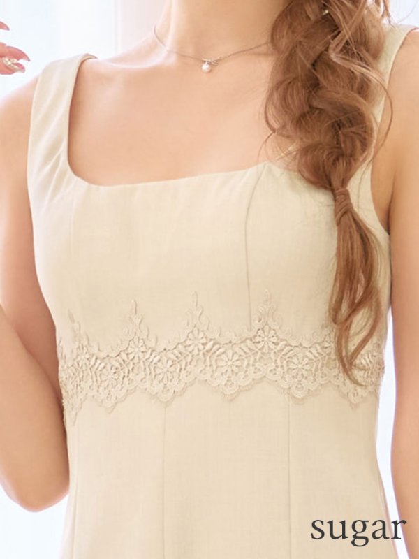 ベージュ　モデル：るりぴ　身長：165cm　着用サイズ：Sサイズ