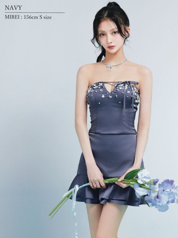 ネイビー　モデル：ミレイ　身長：156cm　着用サイズ：Sサイズ