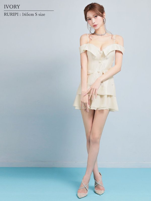 アイボリー　モデル：るりぴ　身長：165cm　着用サイズ：Sサイズ