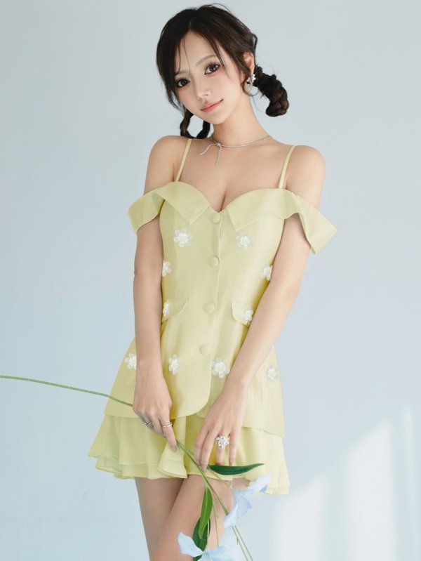 イエロー　モデル：葉月芽生　身長：157cm　着用サイズ：Sサイズ