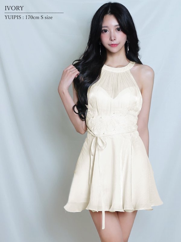 アイボリー　モデル：ゆいぴす　身長：170cm　着用サイズ：Sサイズ