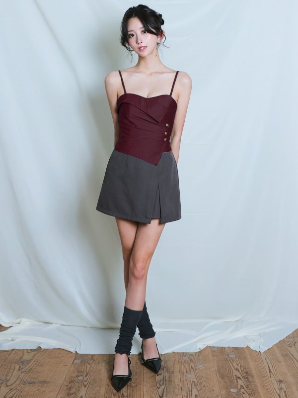 レッド×ダークグレー モデル：ゆいぴす　身長：170cm　着用サイズ：Sサイズ