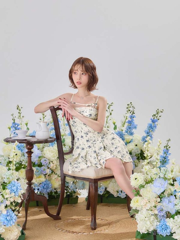 ブルー モデル：天海りこ　身長：156cm　着用サイズ：Sサイズ