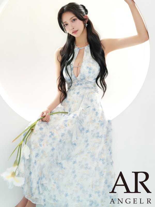 ブルー　モデル：ゆいぴす　身長：170cm　着用サイズ：Sサイズ