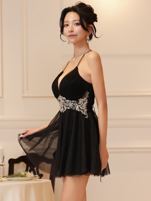 ブラック　モデル：ゆいぴす　身長：170cm　着用サイズ：Sサイズ
