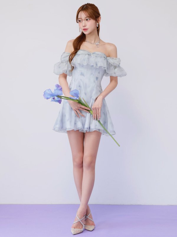 サックス　モデル：るりぴ　身長：165cm　着用サイズ：Sサイズ