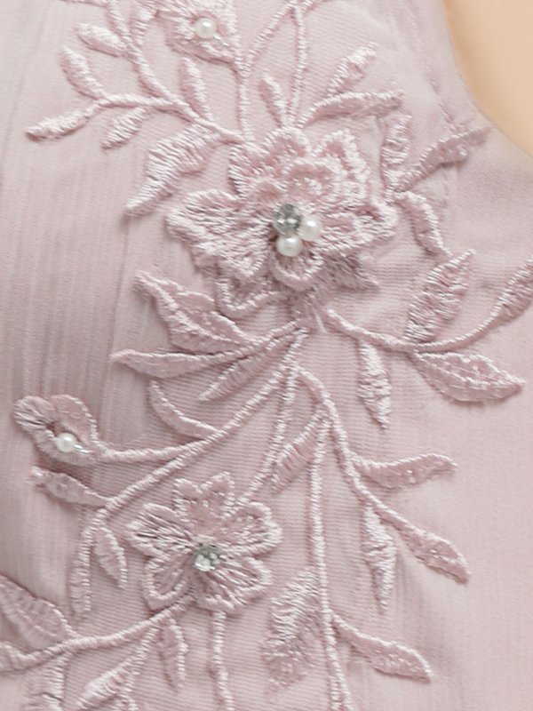 ピンク　モデル：ミレイ　身長：156cm　着用サイズ：Sサイズ