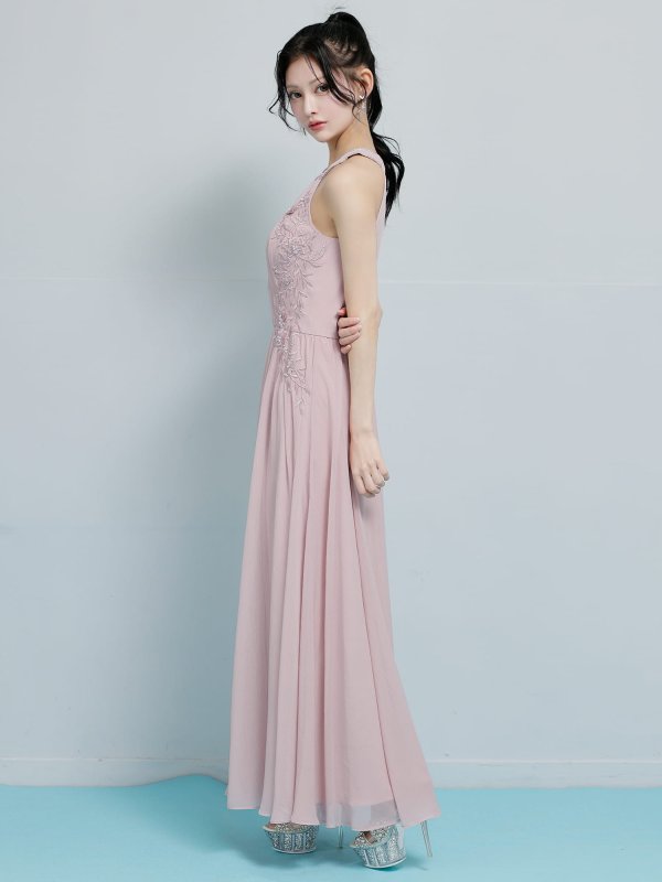 ピンク　モデル：ミレイ　身長：156cm　着用サイズ：Sサイズ