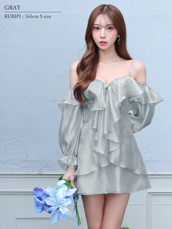 グレー　モデル：るりぴ　身長：165cm　着用サイズ：Sサイズ