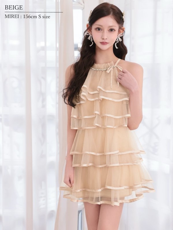 ベージュ　モデル：ミレイ　身長：156cm　着用サイズ：Sサイズ