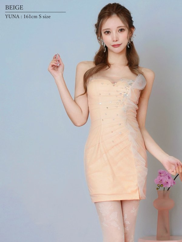 ベージュ　モデル：ゆな　身長：161cm　着用サイズ：Sサイズ