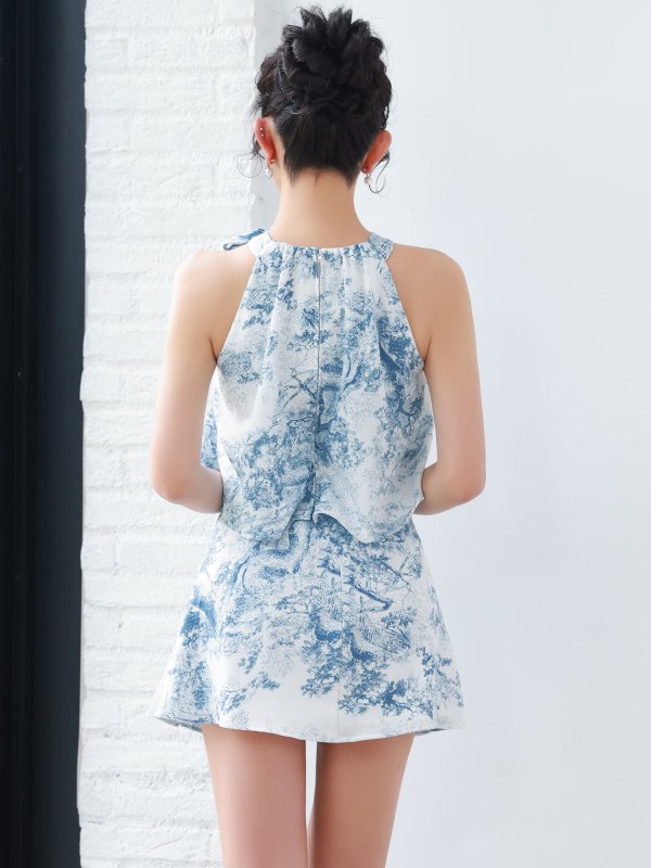 ブルー　モデル：ゆいぴす　身長：170cm　着用サイズ：Sサイズ