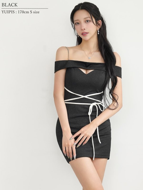 ブラック　モデル：ゆいぴす　身長：170cm　着用サイズ：Sサイズ