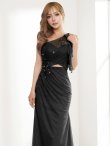 ブラック　モデル：葉月芽生　身長：157cm　着用サイズ：Sサイズ