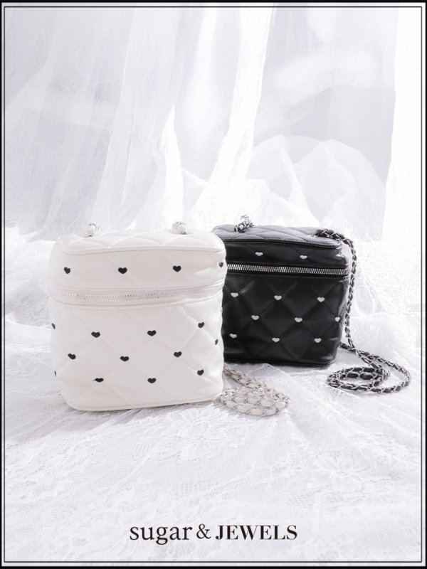 画像1: 【バッグ】チェーンショルダーハートキルティングバニティバッグ【2カラー】[OF02] (1)