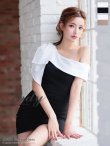 ホワイトxブラック　モデル：あみ　身長：163cm　着用サイズ：Sサイズ