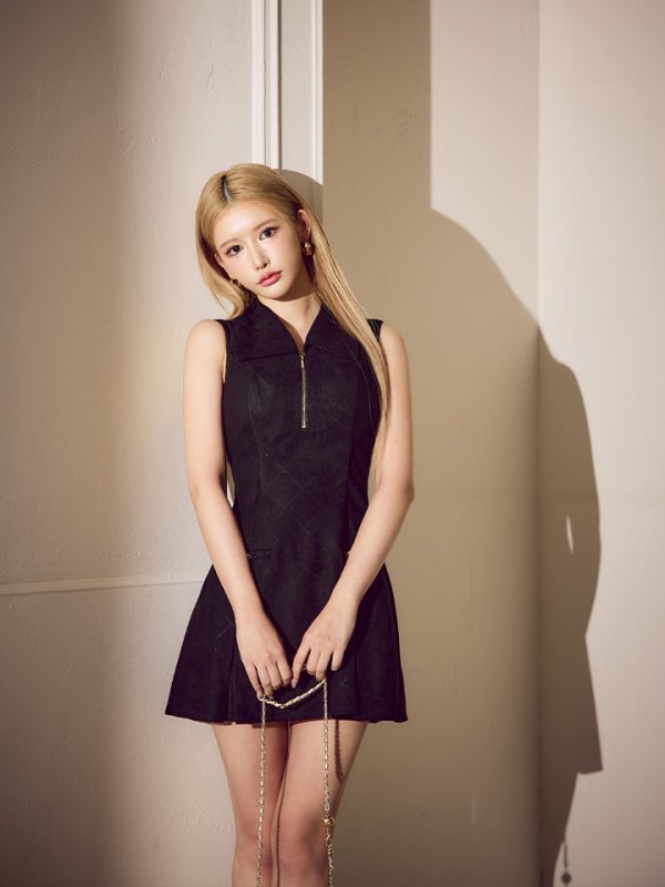 ブラック　モデル：ゆうめろ　身長：160cm　着用サイズ：Sサイズ