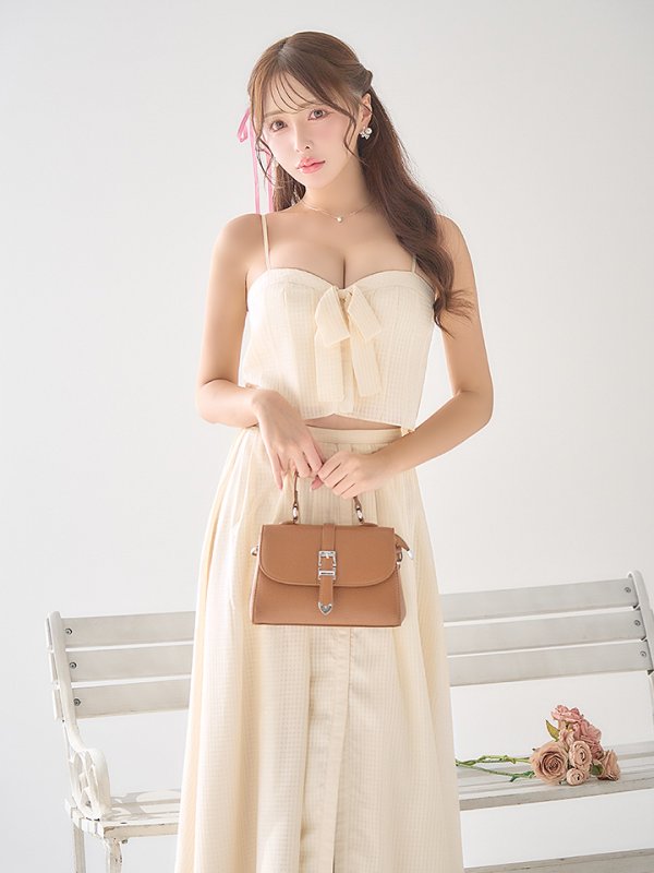 クリームイエロー モデル:りな 身長:160cm 着用サイズ:Sサイズ