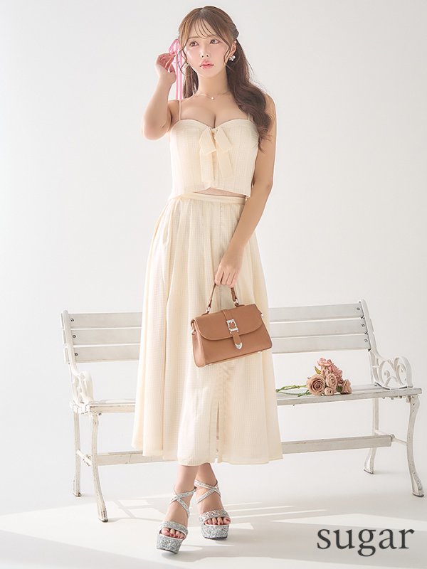 クリームイエロー モデル:りな 身長:160cm 着用サイズ:Sサイズ