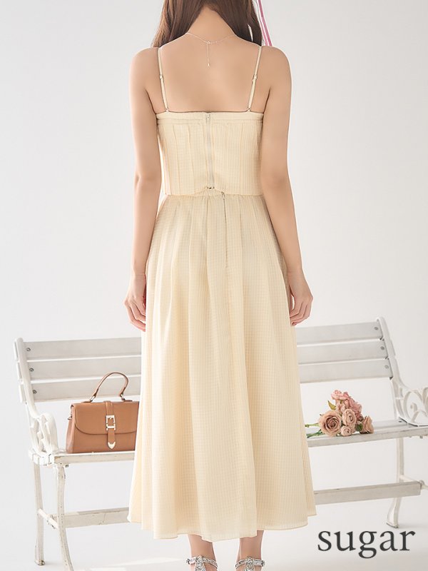 クリームイエロー モデル:りな 身長:160cm 着用サイズ:Sサイズ