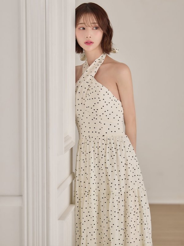 アイボリー モデル：天海りこ　身長：156cm　着用サイズ：Sサイズ