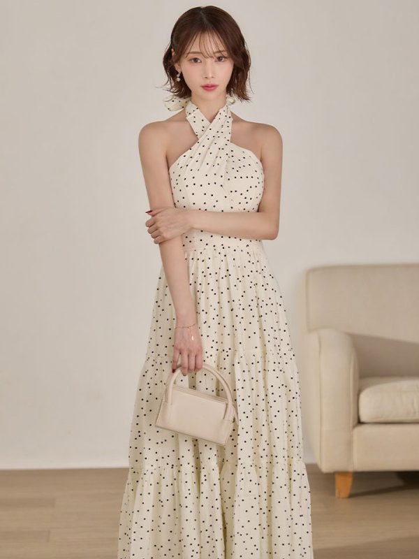 アイボリー モデル：天海りこ　身長：156cm　着用サイズ：Sサイズ