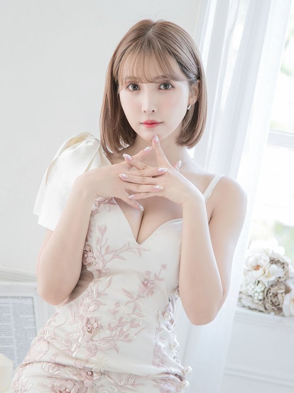 画像2: XS〜Lサイズあり【ROBE de FLEURS/ローブドフルール】立体刺繍レース/ アシンメトリー / タイト/ミニドレス/ キャバドレス[OF08] (2)